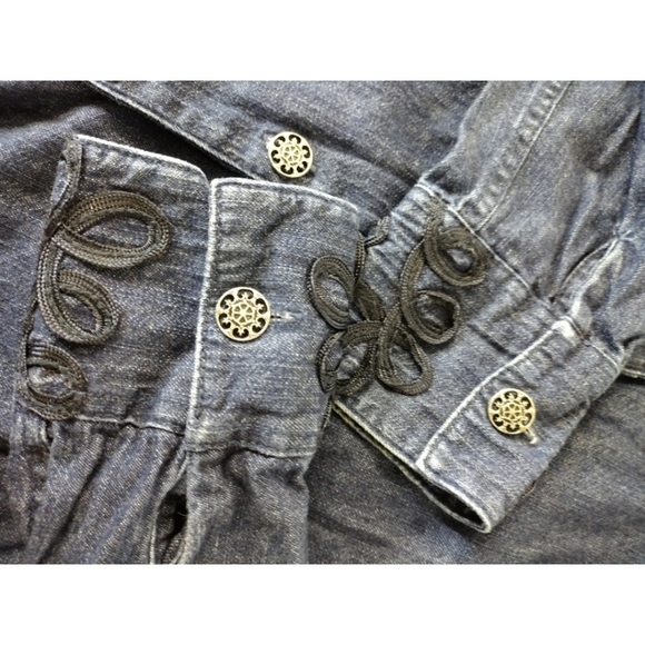 Christopher & Banks vintage dark blue blouse with raised trim details - Picture 11 of 12